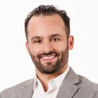 adamhcarr profile photo